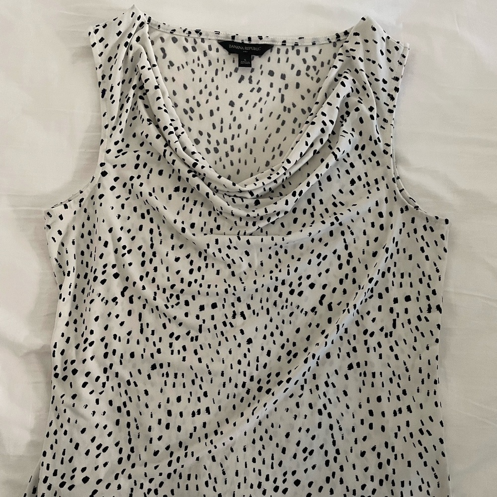 Banana Republic black&white